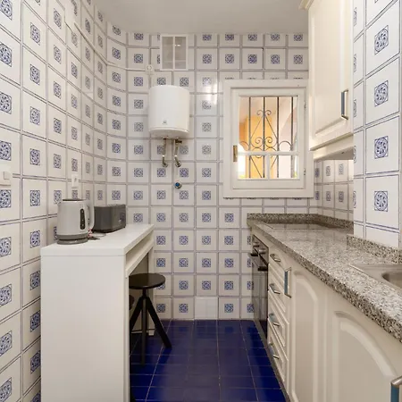 K142 Cabopino * Marbella